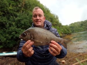 Lee treeby with a Black Bream of 2lb 5oz