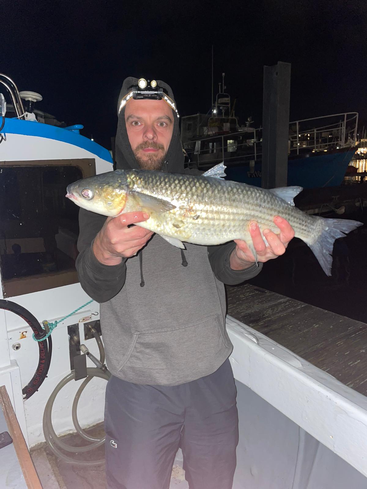 Matthew Parry with a Thick Lipped Mullet of 4lb 14oz